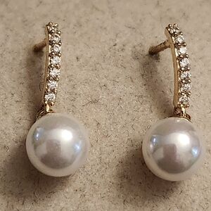 14k Diamond Pearl Earrings